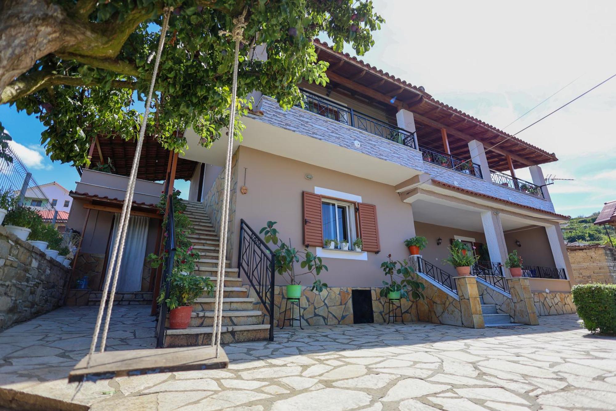 Villa Kevin Μπεράτ Εξωτερικό φωτογραφία