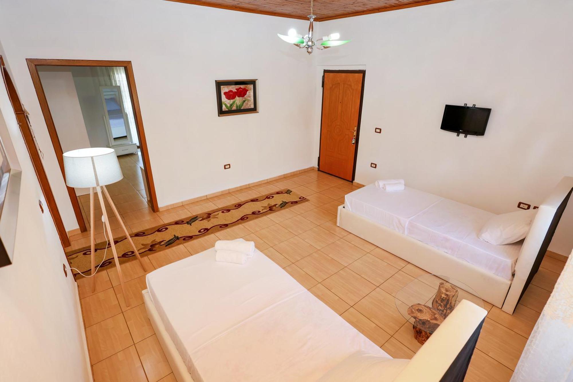 Villa Kevin Μπεράτ Εξωτερικό φωτογραφία